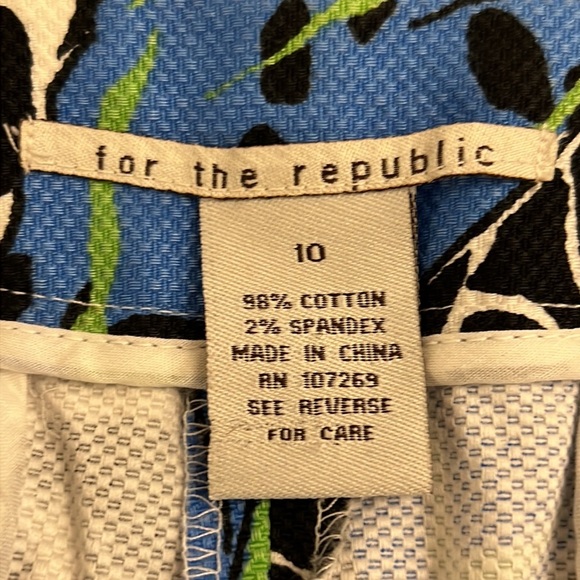 For The Republic ladies shorts - Picture 8 of 9